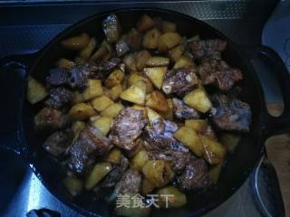 铁锅排骨炖土豆的做法步骤：7