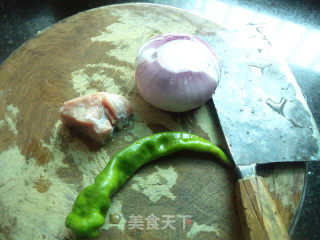 洋葱肉丝的做法步骤：1