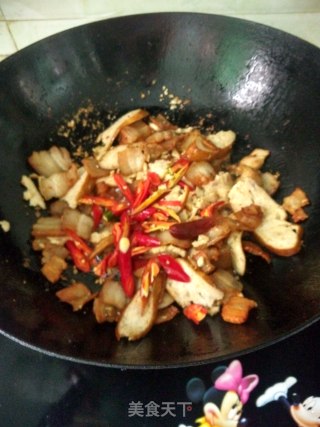 青椒五花肉片的做法步骤：6