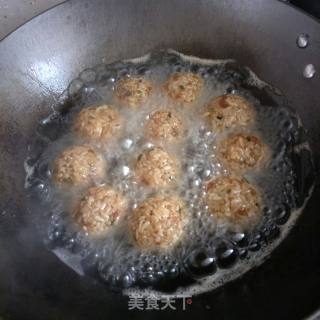 油炸糯米丸子的做法步骤：6