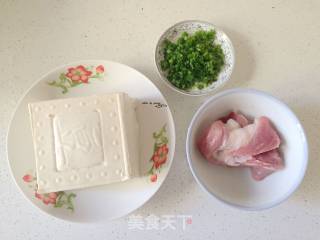 肉末豆腐的做法步骤：1