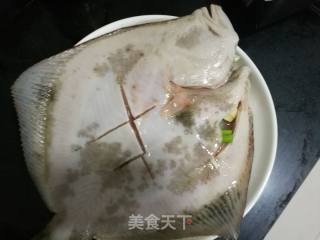 清蒸多宝鱼的做法步骤：2