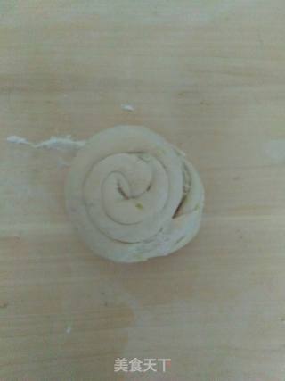 葱花饼的做法步骤：5