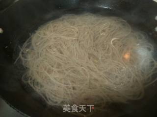 农家酸辣粉的做法步骤：4