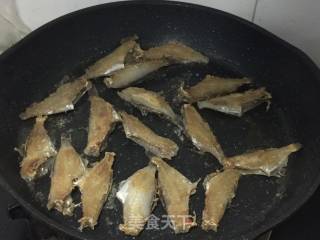 香酥扒皮鱼的做法步骤：6
