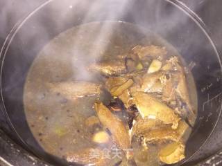 香酥扒皮鱼的做法步骤：15