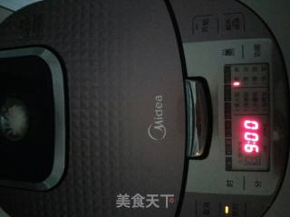 小米葡萄干粥的做法步骤：2