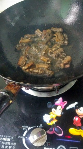 蒜苔炒黄鳝的做法步骤：7