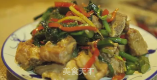 潮音潮人：芥兰炒排骨的做法步骤：6