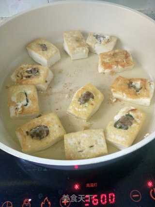 锅塌酿豆腐的做法步骤：7