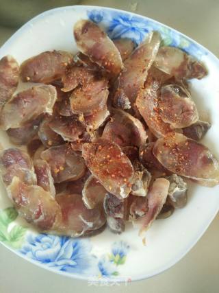 蒸腊肠的做法步骤：2