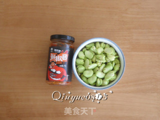 辣酱蚕豆的做法步骤：1