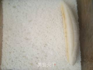 土司香蕉卷的做法步骤：5