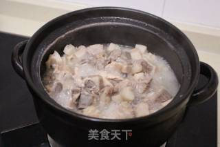 莲藕排骨粥的做法步骤：7