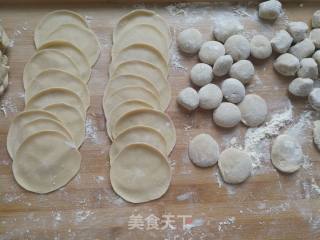鸡腿香菇水饺的做法步骤：6