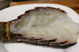 清蒸蒜蓉龙虾的做法步骤：2