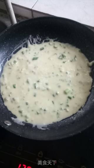 葱花鸡蛋饼的做法步骤：6