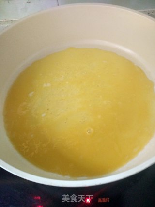 肉香蛋饼的做法步骤：4