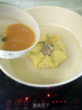 肉香蛋饼的做法步骤：7