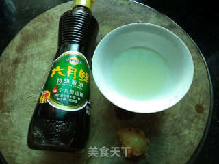 酥香东坡猪蹄的做法步骤：3