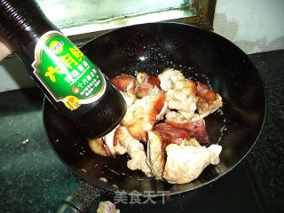 酥香东坡猪蹄的做法步骤：8