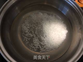 苹果枸杞粥的做法步骤：1