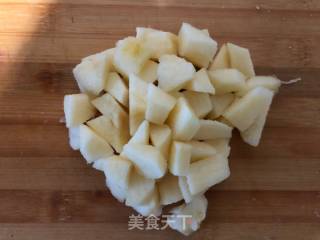 苹果枸杞粥的做法步骤：2