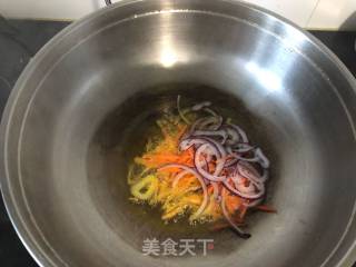 素炒土豆丝的做法步骤：3
