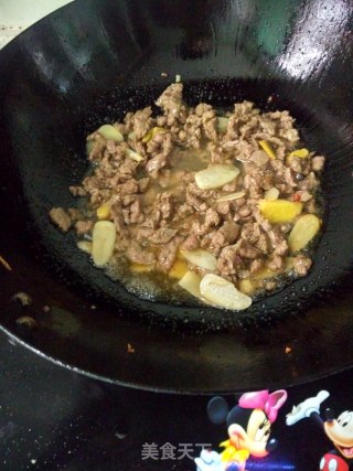 蒜香牛肉丝的做法步骤：9