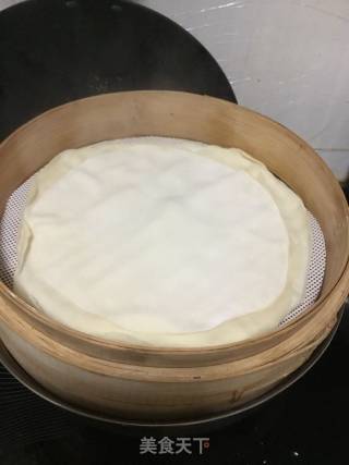 薄如蝉翼的春饼的做法步骤：5