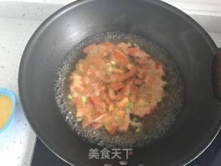 西红柿面疙瘩汤的做法步骤：4