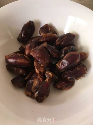 菠萝大枣饭的做法步骤：1
