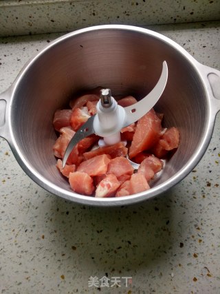 瘦肉豆腐丸子--空气炸锅的做法步骤：3