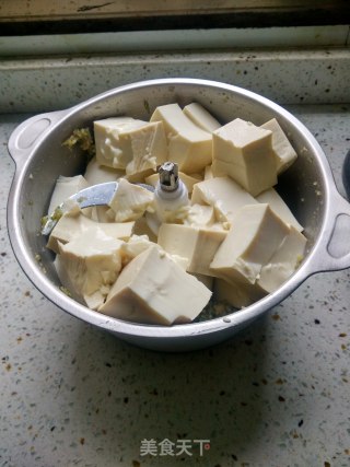 瘦肉豆腐丸子--空气炸锅的做法步骤：7
