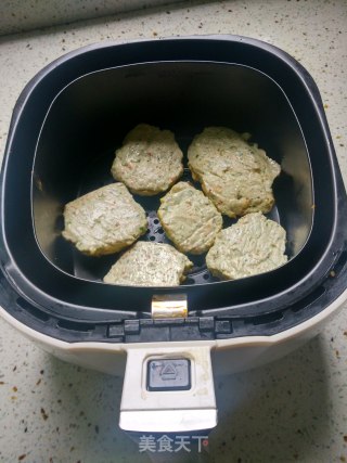 瘦肉豆腐丸子--空气炸锅的做法步骤：14