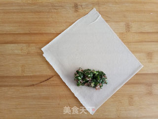 炸春卷的做法步骤：6