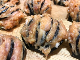 灯笼茄子——让您家的年夜饭倍儿有面子的做法步骤：11