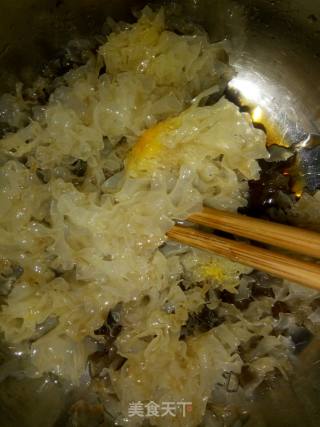 糖醋银耳的做法步骤：4