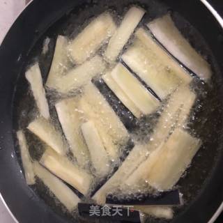 鱼香茄子煲的做法步骤：4