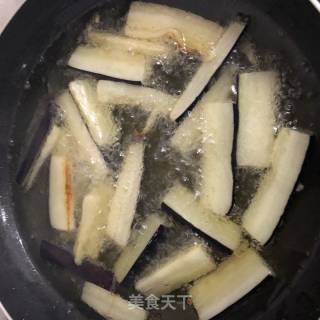 鱼香茄子煲的做法步骤：5