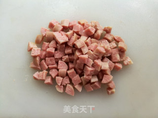 西兰花香肠蔬菜丁的做法步骤：8