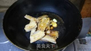 红烧带鱼的做法步骤：4