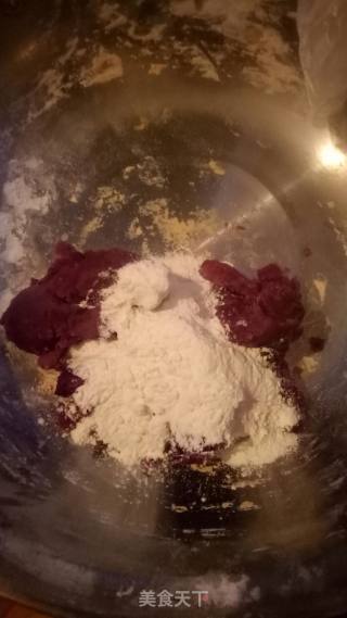 紫薯芝麻球的做法步骤：2