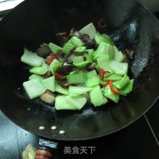 大块白菜炒腊肉的做法步骤：8