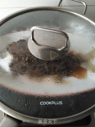 蒜蓉豆豉蒸鲳鱼的做法步骤：6
