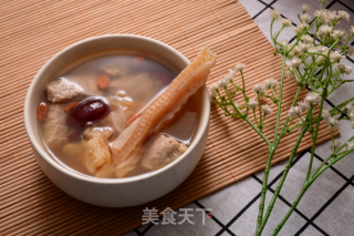 【小森妈妈菜谱】滋补养颜枣杞翅头瘦肉汤的做法步骤：9