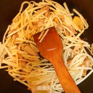 辣炒竹笋肉丝的做法步骤：6