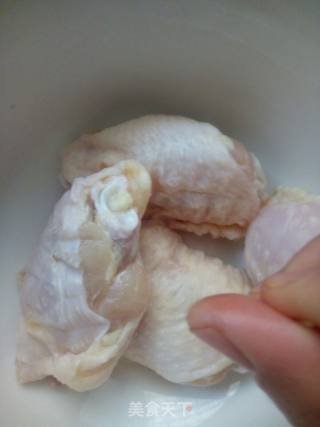 可乐鸡翅的做法步骤：2