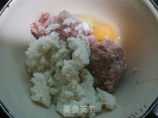 清蒸小狮子头的做法步骤：2