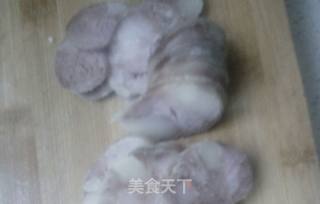 茄丁炒腊肠的做法步骤：1